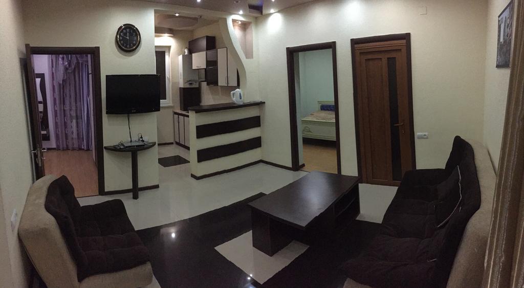 Tatev Apartments Ereván Habitación foto